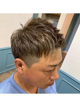 カミケン 清明店(kamiken.) アッシュベージュ大人ワイルドツーブロック【カミケン清明店】