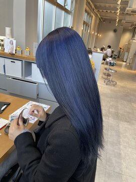 エマピボット 中川本店(EMA PIVOT) ネイビーカラー