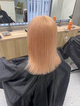 ペレ 渋谷(PELE) h_ デザインカラー/レイヤーカット/ウェットヘア/オリーブベージ