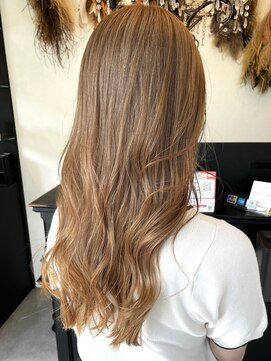 ローレン(LOREM) モテ髪カット/さらつやロング/髪質改善/トレンド/秋スタイル