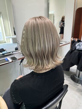 ルリアン(Le lien) ミルクティーグレージュ