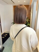 アテナ(ATENA) 切りっぱなしボブ