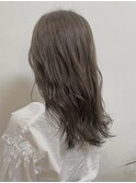 大人シアーベージュミニウルフボブミディアムレイヤー