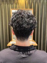 ムーン(moon) フェザーパーマ/スパイキーショート/スペインカール