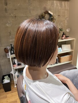 フリーサロントイロヌック(free salon toiro nuk) ミニボブ