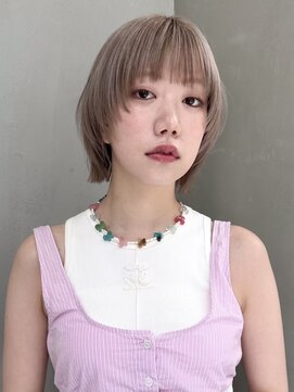 ギークス(GEEKS) 【GEEKS渋谷】冬カラー/初ブリーチ/ミルクティーベージュ/ウルフ