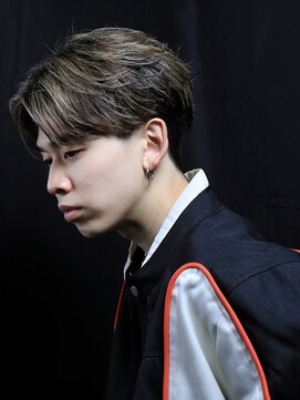 ルーシー 川越(LUCEY) センターパートフェザーパーマシャドウパーマメンズパーマ