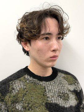 エアー 横浜(AIR) 【寺本】外国人風くせ毛活かしセンターパート