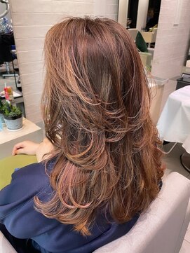 ステア ケース(stair case) 【NATASHA】銀座レイヤーカット/20代/30代/40代/50代