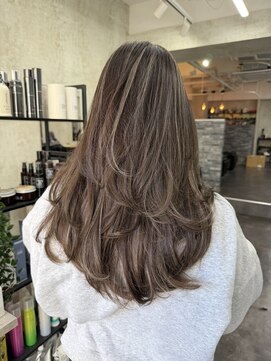 エピ(epi) ハイライト/レイヤーカット【喜連瓜破】