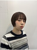 20代30代ショート前髪あり前髪なし顔周りレイヤーカットオリーブ