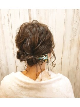 ヘアーアトリエ アンル(hair atelier anle) ゆるギブソンタック