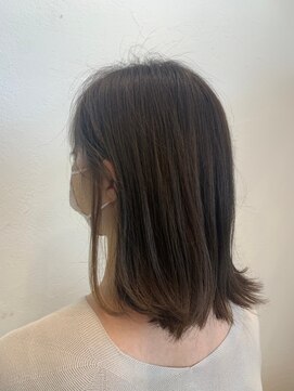 タエビスアリッサム(Taebis Alyssum) ベージュイヤリングカラー