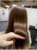 指通り＆ツヤ◎ まとまる美髪ストレート【カミケン方木田店】