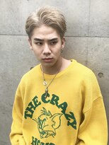 アップバング　ハイトーン　シルバーベージュ