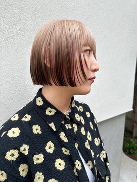 ヤイエ(yiye) ボブ/ミニボブ/顔周りレイヤーカット/ショートボブ/外はねボブ