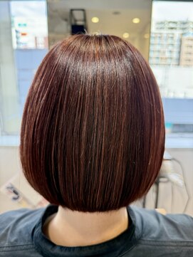 カルゥグラッシー(KALOU glassi) 大人女性も真似できる◎チェリーレッドカラー☆白髪ハイライト