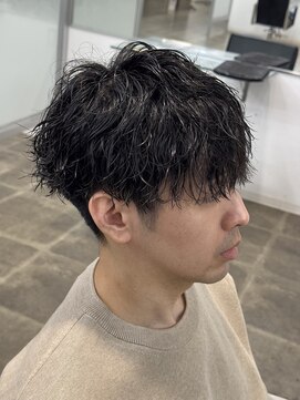 グロウオモロマチ(GLOW OMOROMACHI) 波巻きパーマ