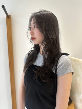 エム(M) 透け感ブラック／地毛風カラー/グレーブラック/レイヤー