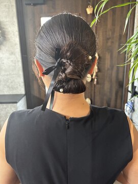 アイビーヘアー(iB HAiR) タイトシニヨン