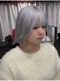 夏◎20代30代透明感シルバーレイヤーボブ錦糸町　ブリーチ