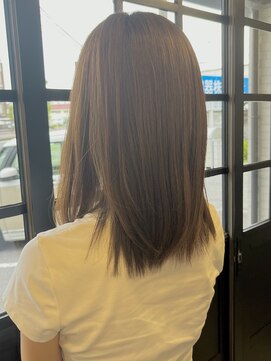 セジールへアメゾン(SAISIR HAIRMAISON) ミディアムヘア/暗めカラー/グランマッシュ/岡山