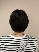 リノ 金山(Rino)&nbsp;デザインカラー/レイヤーカット/ウェットヘア/オリーブベージュ