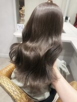 ティエラ 原宿 表参道(Tierra) 【関日葉里】赤み消しオリーブベージュ
