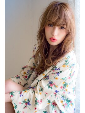 スーベニール(souvenir) フォギーベージュふわミディ