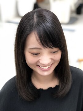 ヘアーメイクマイフェアリー ダーク系ボブ