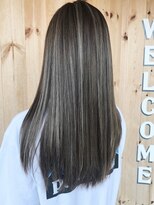 サンディーズ(Sandees)&nbsp;▼グレージュハイライトカラー