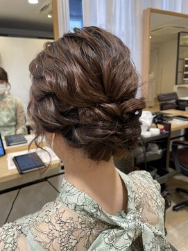 リソ 銀座(RISO) 【20代・30代】フルアップ【結婚式・パーティー・デート】