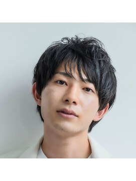 ステラ 南花畑店 黒髪束感ワイルドショート