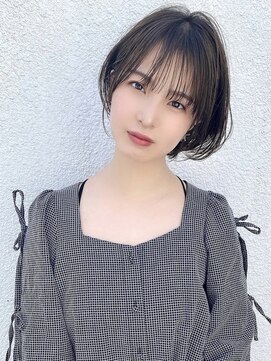 ルアン 上通り(ruen) 熊本 ショートカット 大人ショート ruen 上通り 右田莉奈