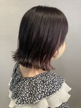 リリ(Liri material care salon by JAPAN) ぱつっと切りっぱなしボブ