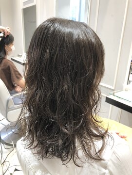 ネオリーブギンザ 銀座店(Neolive GINZA) 低温デジタルパーマで作るレイヤーミディアムパーマヘア