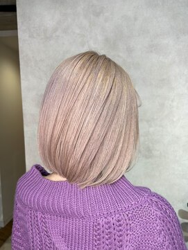 フィーネ 柏(Fi-Ne) ホワイトピンク×ボブ