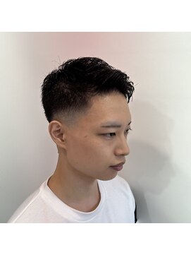 インパークス 江古田店(hair stage INPARKS) フェードカット