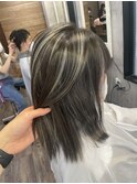 ホワイトハイライト*切りっぱなしボブ