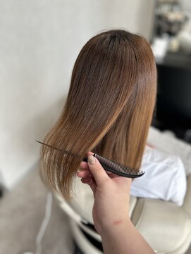 ミントリーフ(Mint leaf) 髪質改善トリートメント【カラーエステ】ヘッドスパ付