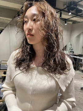 ビビト(bibito) bibito ロングヘア　ネオソバージュ  ゆるくるくるパーマ