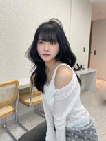 リリー(Lilley)&nbsp;くすみベージュ×姫カットレイヤー×韓国風巻き【ayana】