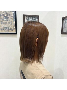 ヘアー ワークス ボナ 前橋店(HAIR WORKS bona.) ツヤとストレートラインが際立つ◎切りっぱなしボブ