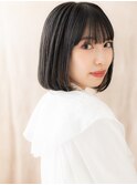 黒髪小顔補正カット前下がり切りっぱなしボブY北浦和20代30代