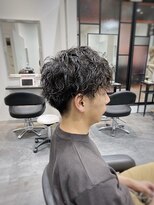 コモレビ(komorebi) 【山本智文】メンズマッシュスパイラルパーマ