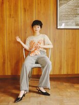 バーノン(VERNON)&nbsp;NEST CROP SHORTwearingYOSHIO KUBO【VERNON】058-262-3611