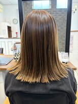クロエ バイ ラヴィズム(CLOE by LUVISM)&nbsp;カット、ハイライトカラー