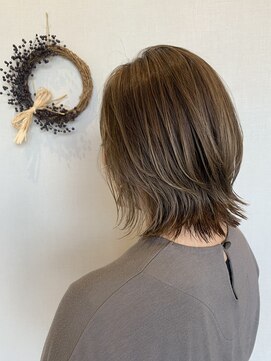 アリーナ 緑が丘店(arena) 外ハネレイヤーボブ×オリーブベージュ