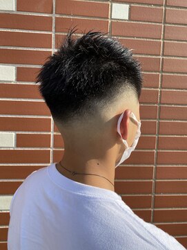 コワファースト 大分(COIFF1RST) フェードカット