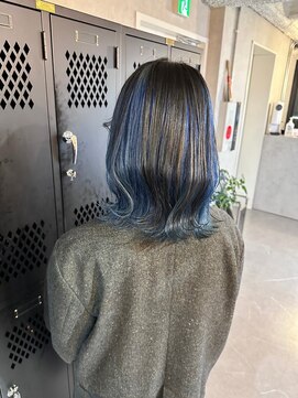 シアン(CYAN) #京都駅#ハイトーン#ブルーカラー#デザインカラー#艶カラー